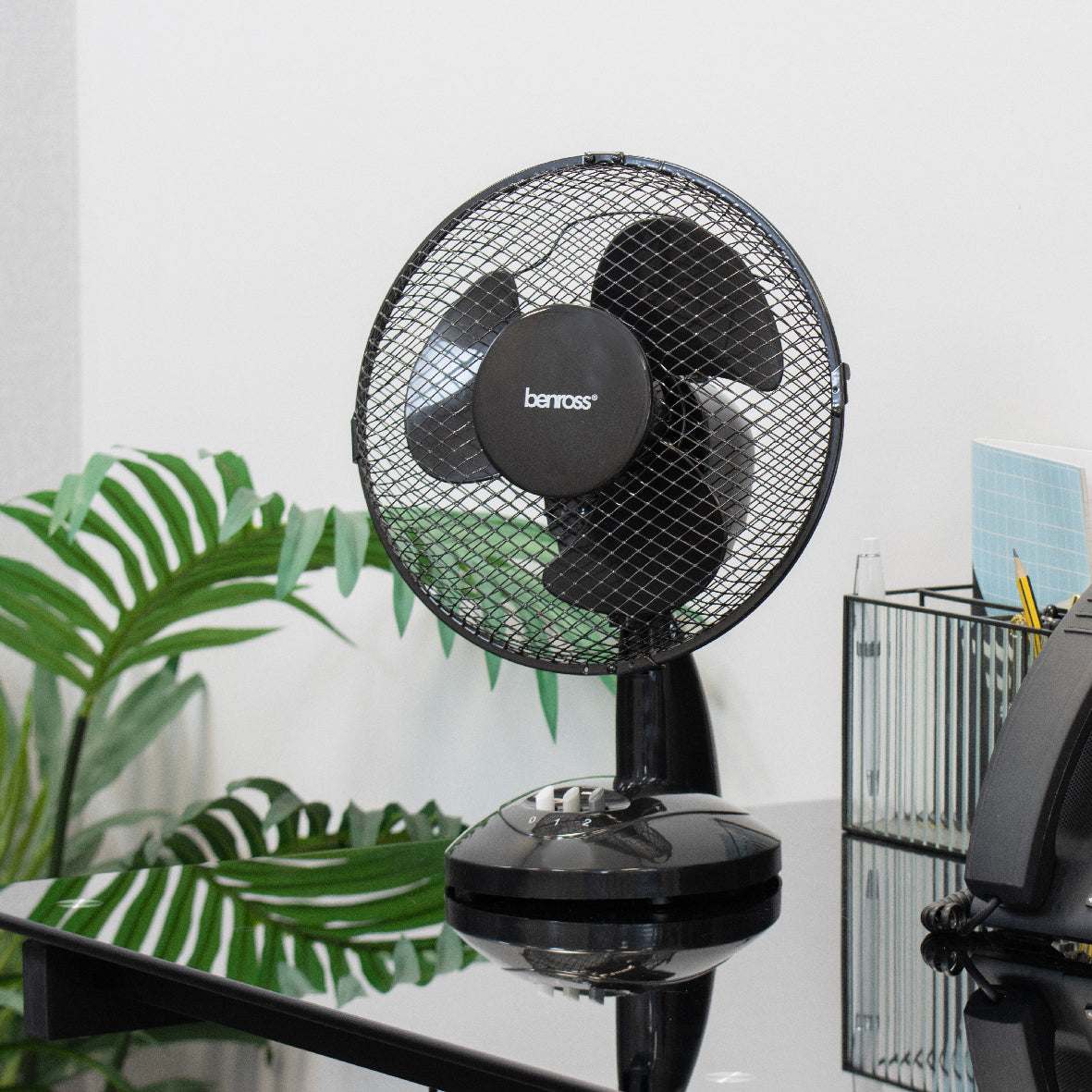 9" Desk Fan