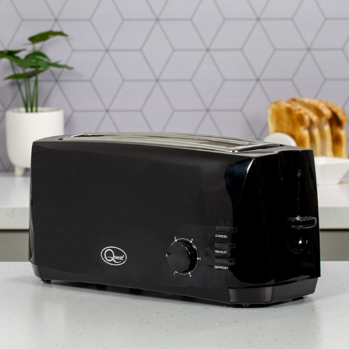 4 Slice Toaster - Black