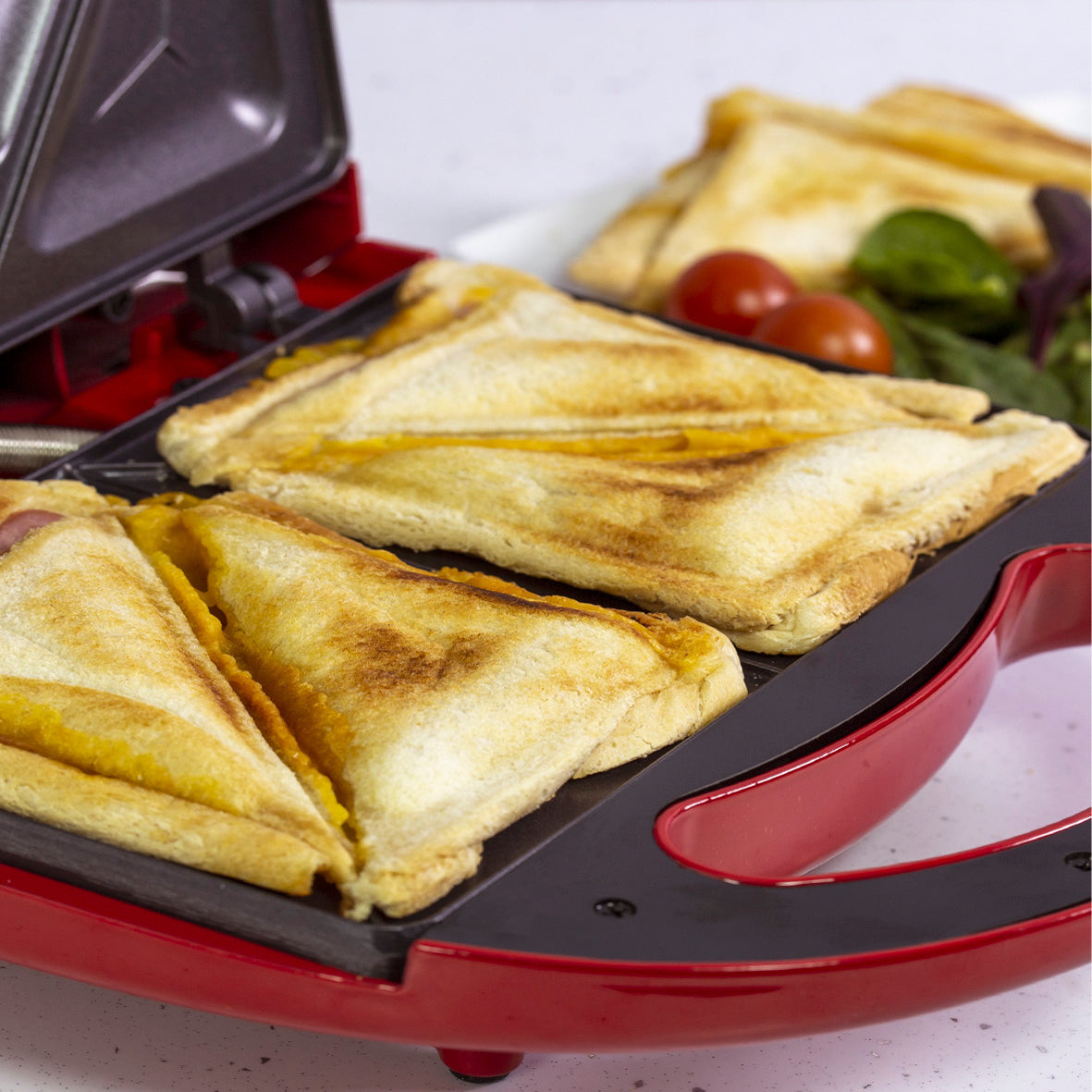 2 Portion Sandwich Toaster - Red
