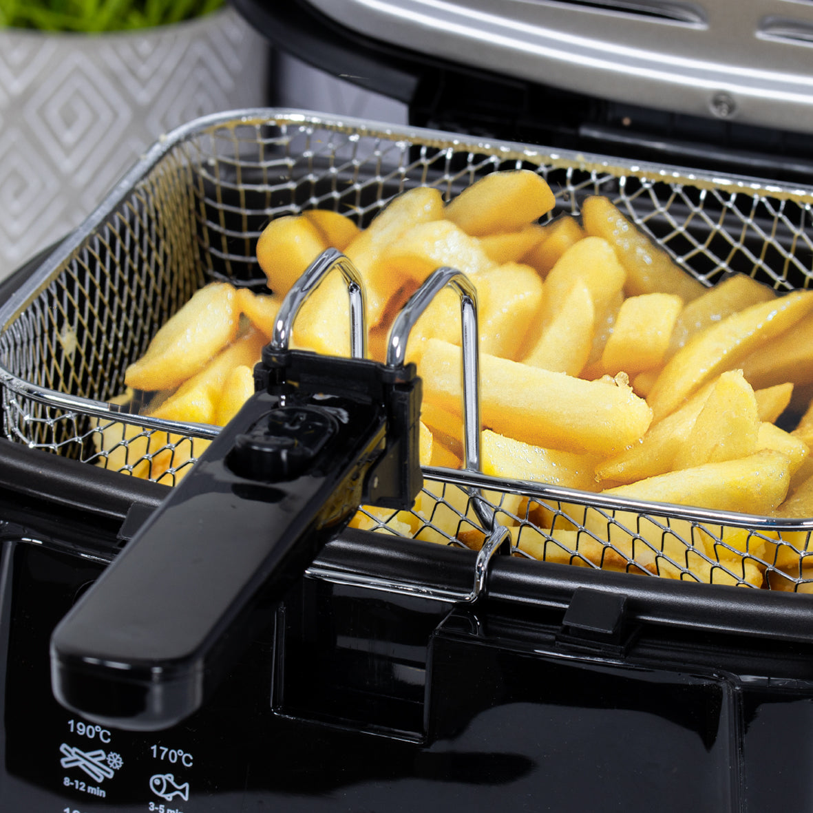 2.5L Deep Fryer - Black