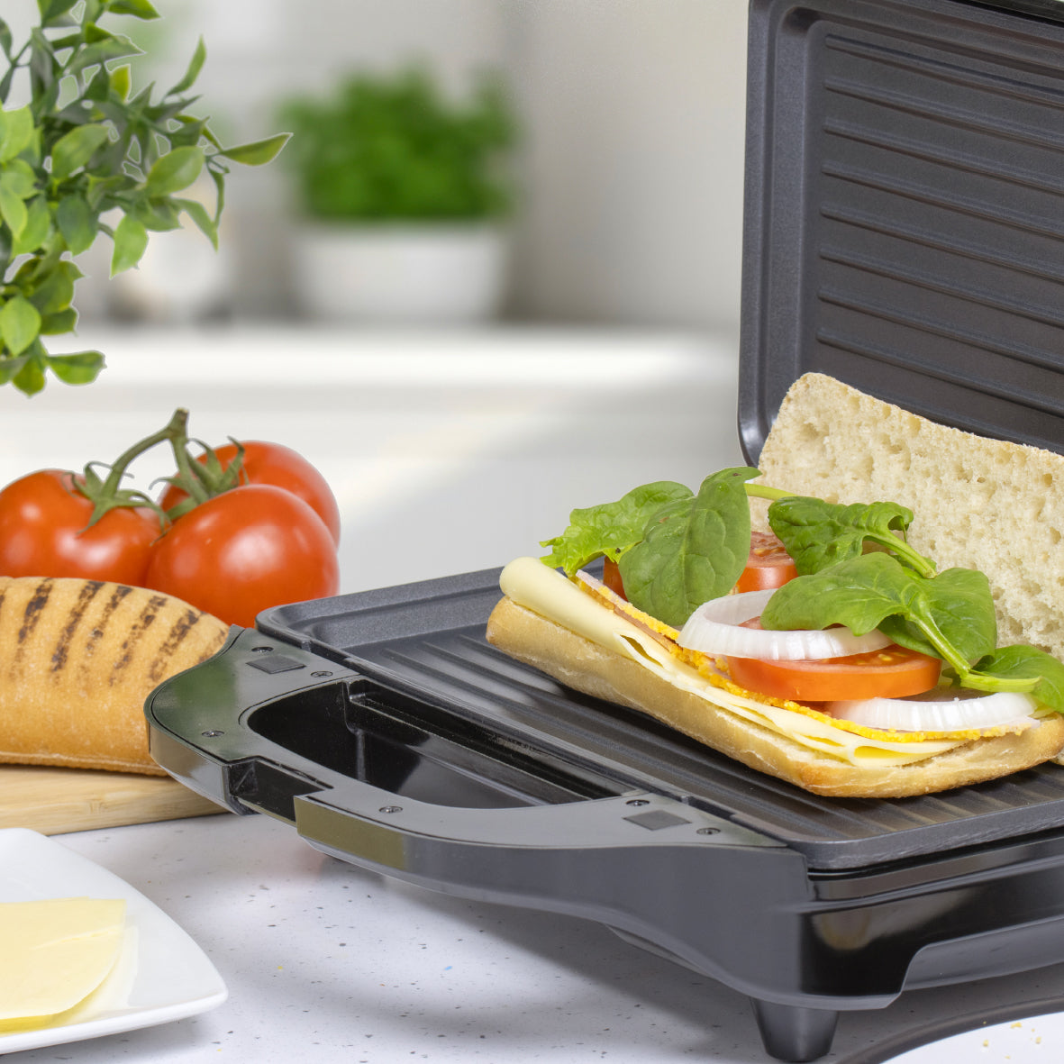 3-in-1 Waffle Maker, Sandwich Toaster & Panini Press