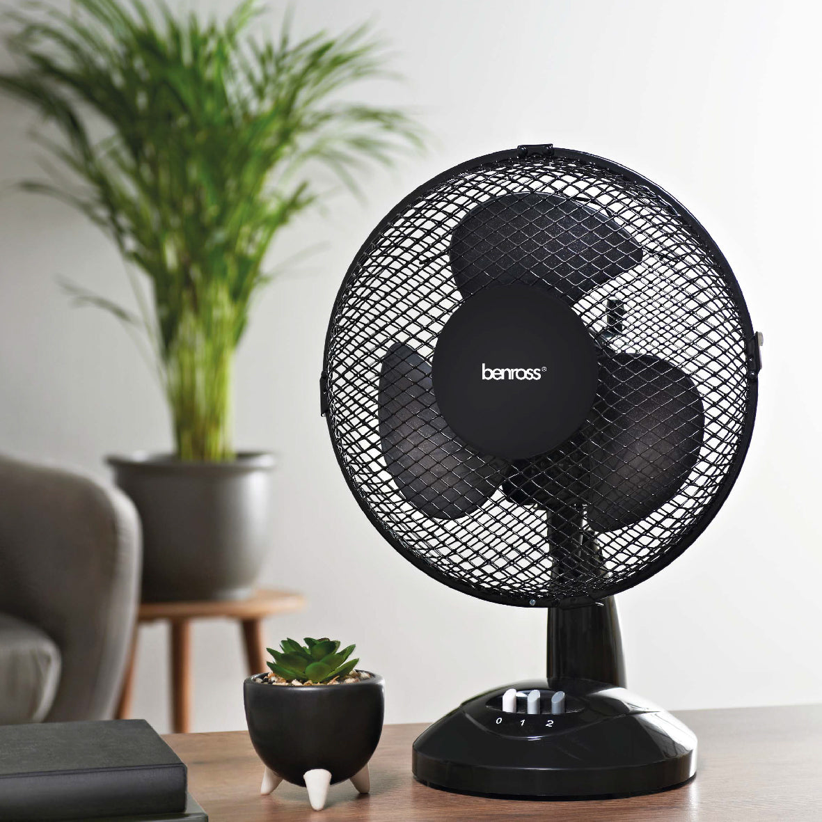 9" Desk Fan
