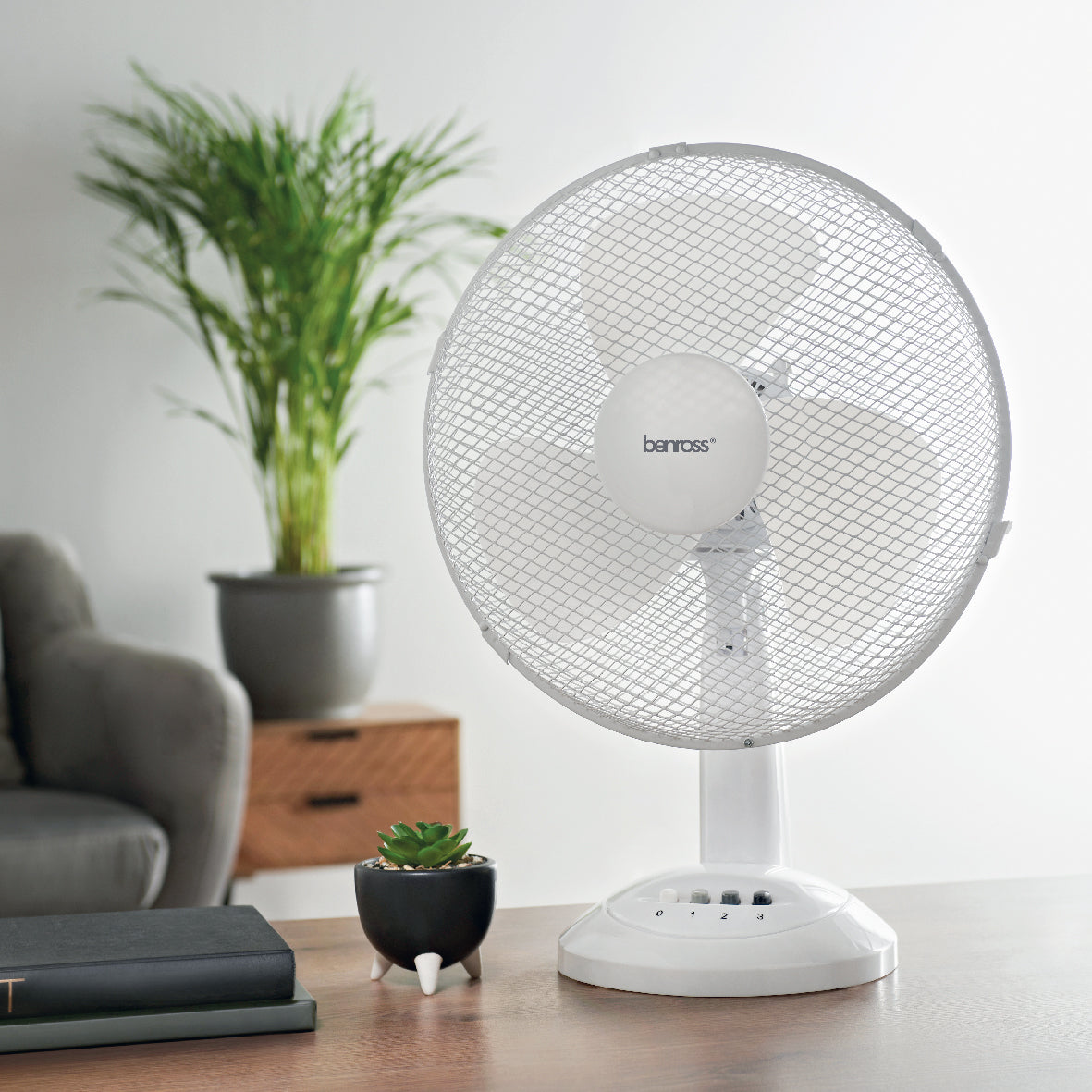 12" Desk Fan
